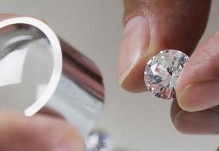 钻石证书 GIA 钻石 钻石学院 戴瑞珠宝 戴瑞 钻石知识 戴瑞钻石 求婚钻戒 darry darryring 戴瑞珠宝官网 钻石特性
